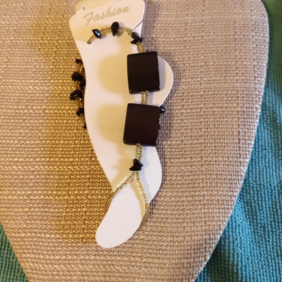 Beautiful barefoot sandal set - Picture 2 of 4